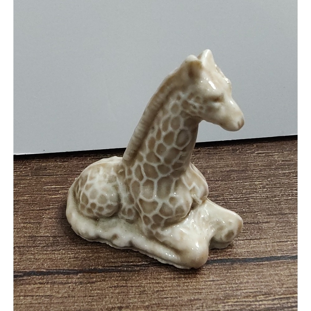 Vintage Wade Whimsey England Brown Giraffe Animal Africa Miniature Figurine A15